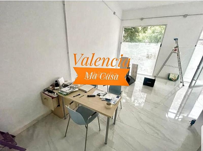 Foto 96a06740-0379-4df2-b295-eb4e413bdf3a. Locale commerciale in La Bega Baixa - Plaza Xúquer Valencia