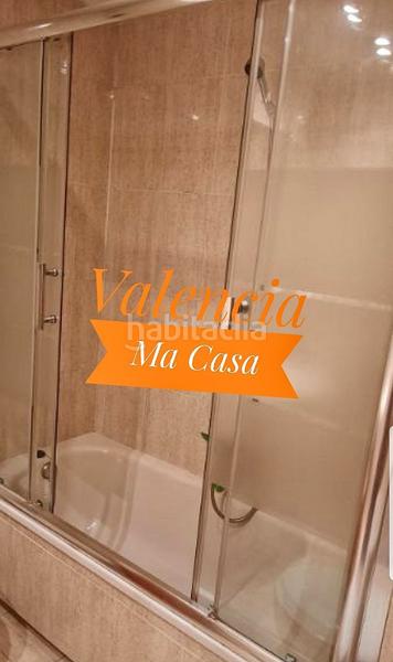 Foto e718988a-cfd5-4fdc-be5a-1530a7214a5d. Lloguer pis amb calefacció aparcament a Torrefiel Valencia