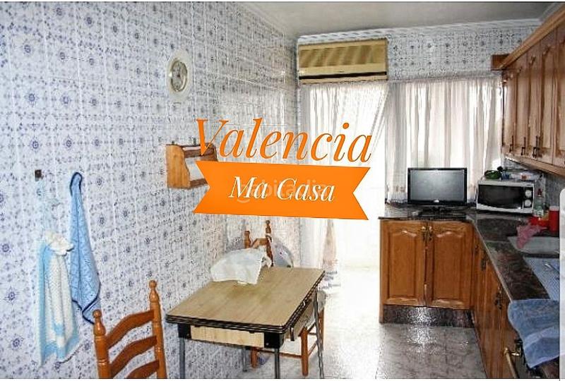 Foto f7185d63-9a2f-463e-a1de-d7ab11d47e89. Affitto appartamento con riscaldamento in Torrefiel Valencia