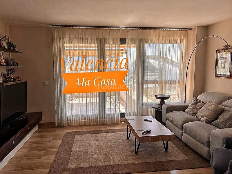 Foto 91673219-efbe-47db-9bdc-5bdc5a8e6cf3. Lloguer àtic amb calefacció aparcament piscina a Valencia