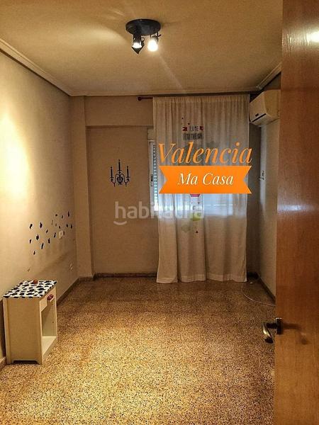 Foto 7da0043e-3e3f-468e-9e3d-771dc309d51b. Miete etagenwohnung mit heizung in Torrefiel Valencia