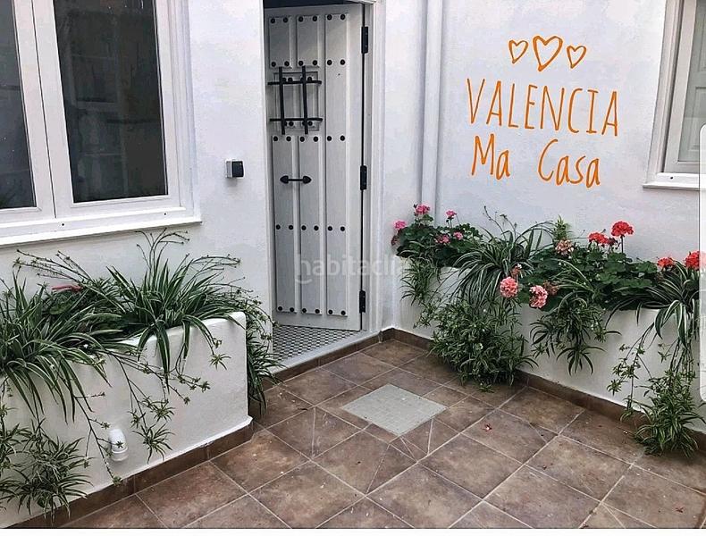 Foto d80a051b-e3bc-42dd-be63-0c2eaaa3efd1. Rent flat with heating in Barrio Benicalap Valencia