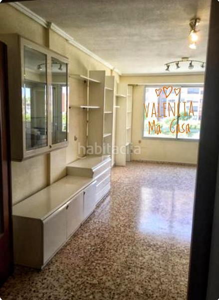 Foto 1e94f6e7-32ce-4e5e-8675-788918cb94d2. Rent flat with heating in Beteró Valencia