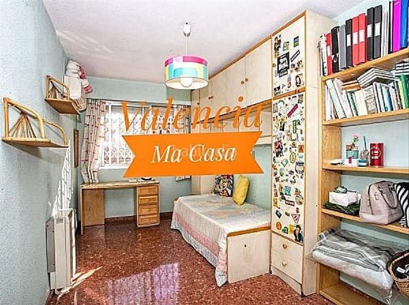 Foto 592df37a-857b-4b08-90d3-24740c7747c0. Rent flat with heating parking in Exposició Valencia