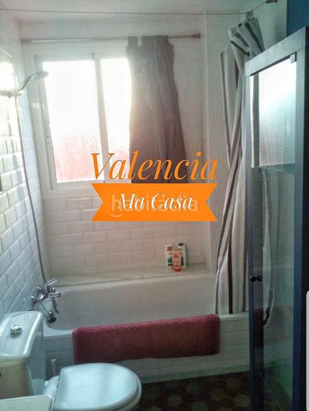 Foto ea0f26bc-4233-47aa-a1bb-6c8a58e893ba. Alquiler piso en Sant Antoni Valencia