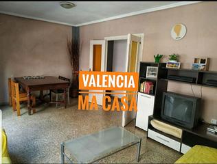 Miete Etagenwohnung in L´Amistat