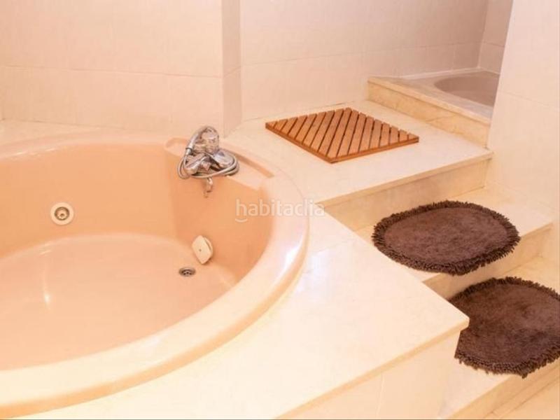 Foto e306c5cc-3752-429b-88e9-fd71f37abb65. Rent chalet with heating pool in Serra