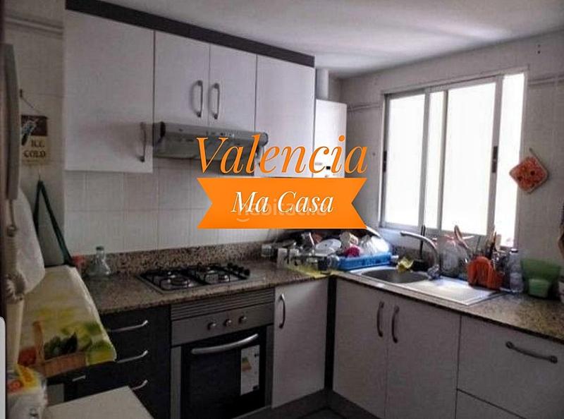 Foto e723072e-f606-4c64-9db8-07667e3e54ea. Rent flat with heating in Ciutat Jardí Valencia