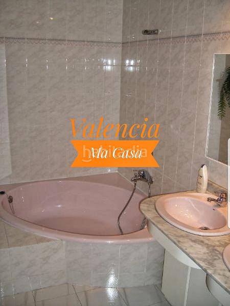 Foto c28f4f21-d84e-4609-8aca-f3f4e0c04849. Lloguer pis amb aparcament a Arrancapins Valencia