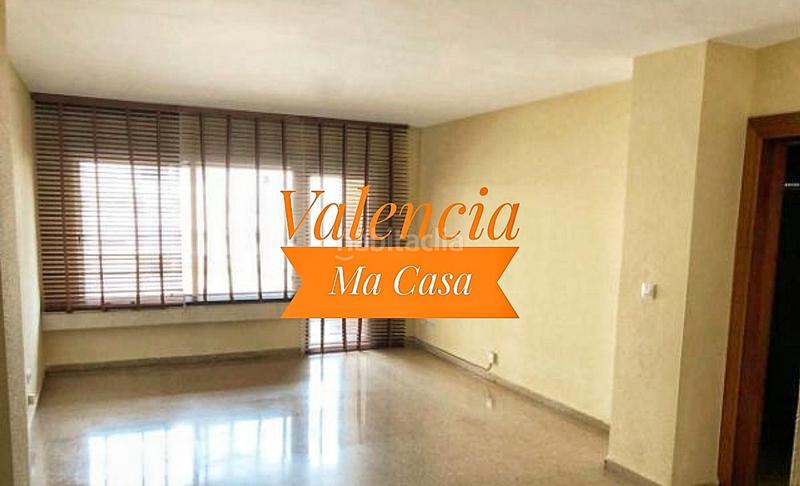 Foto 476a7e34-3f74-4be6-b3e8-fbc0eb4f7f09. Location appartement avec parking dans Jaume Roig Valencia