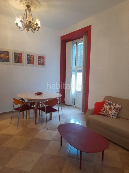 Foto e71bb814-3a27-4d26-bdf2-c32880f829bd. Rent flat with heating in El Botànic Valencia