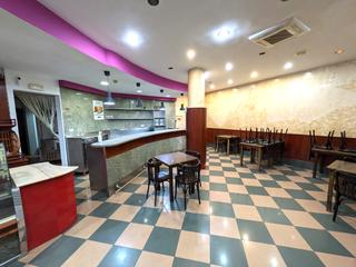 Geschäftsraum in Camí de sant jeroni de la murtra 36. Local con salida humos ideal para bar o panadería