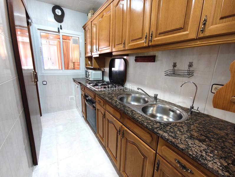 Foto a00d3f6c-b5c7-4cea-bd90-c760438dd16c. Casa a schiera con riscaldamento parcheggio in Gorg Badalona