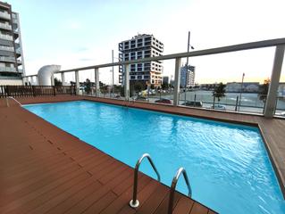 Appartement  Carrer de pi i margall 15. Piso moderno y luminoso con piscina y parking junto al port de b