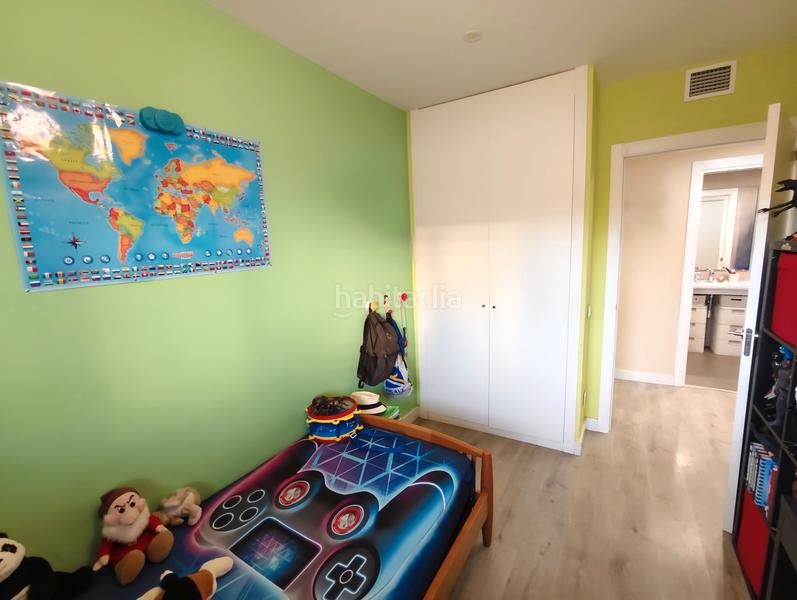 Foto 0e86319f-97fe-4756-8401-6e1bf36f615b. Appartamento in carrer de pi i margall 15 in Port Badalona