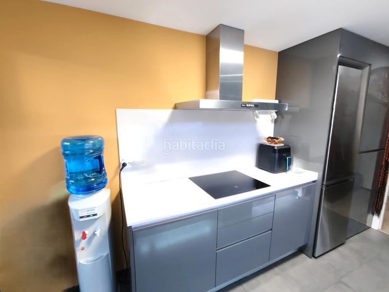 Foto 98a13a17-4b9e-4f79-acca-2bbbeda6bc08. Appartamento in carrer de pi i margall 15 in Port Badalona