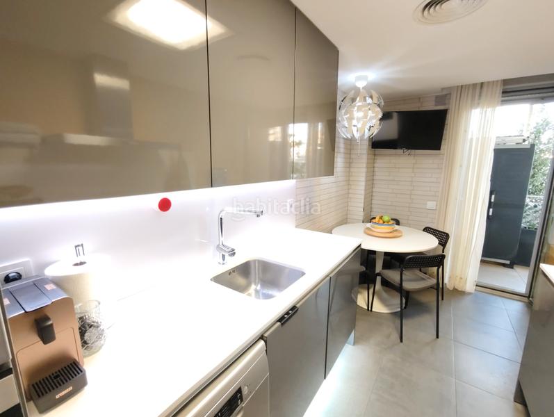 Foto aa161ee3-d5c7-4beb-a471-a1f84d38ccd0. Appartamento in carrer de pi i margall 15 in Port Badalona