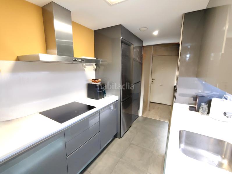 Foto b972fb26-97e6-481f-b7c9-1f2db9d4fc39. Appartamento in carrer de pi i margall 15 in Port Badalona