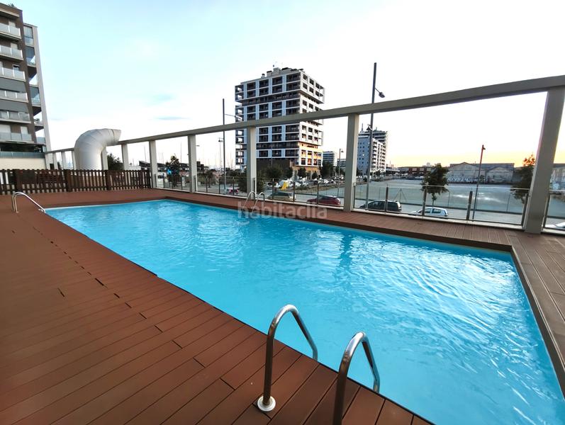 Foto dfdac6bc-bcfc-485f-b967-a6e6bfaaec9f. Appartamento in carrer de pi i margall 15 in Port Badalona