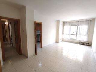 Pis  Carrer de pau rigalt. Piso grande y luminoso en la creu alta