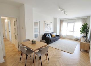 Flat  Carrer de pau rigalt. Piso grande y luminoso en la creu alta