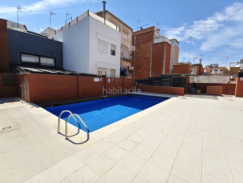 Foto 74568feb-fb17-4ab8-9189-03ad634b2e56. Dúplex amb calefacció aparcament piscina a Progrés - Pep Ventura Badalona