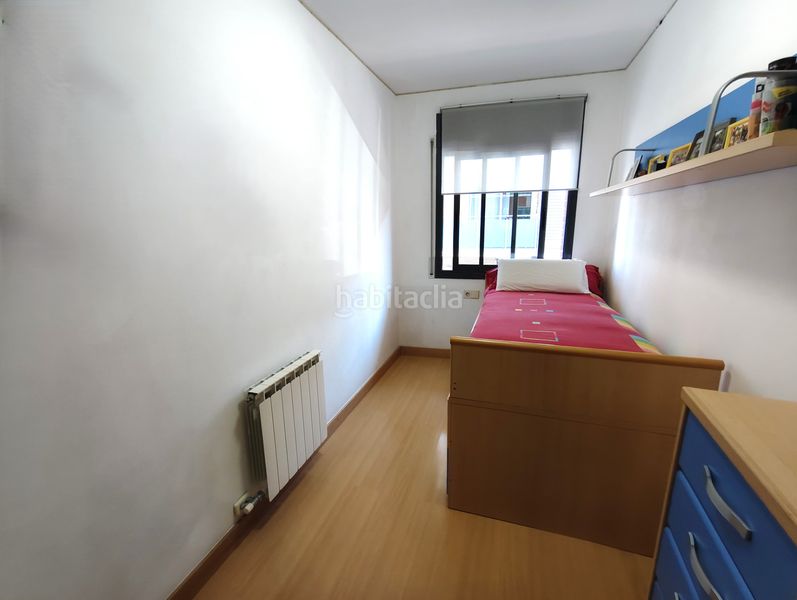 Foto f1c4431e-d50d-428a-b219-d0bff58557bd. Dúplex amb calefacció aparcament piscina a Progrés - Pep Ventura Badalona