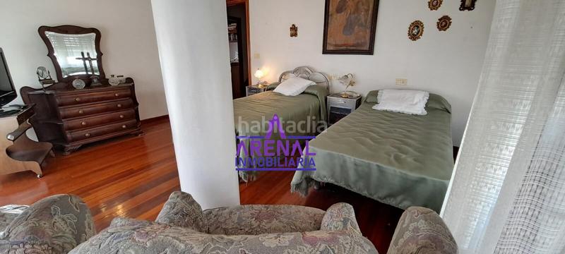 Foto f4182092-afea-44ee-8dd3-1ded13582bfd. Casa adosada casa céntrica con vistas y terraza en Pobra do Caramiñal (A)