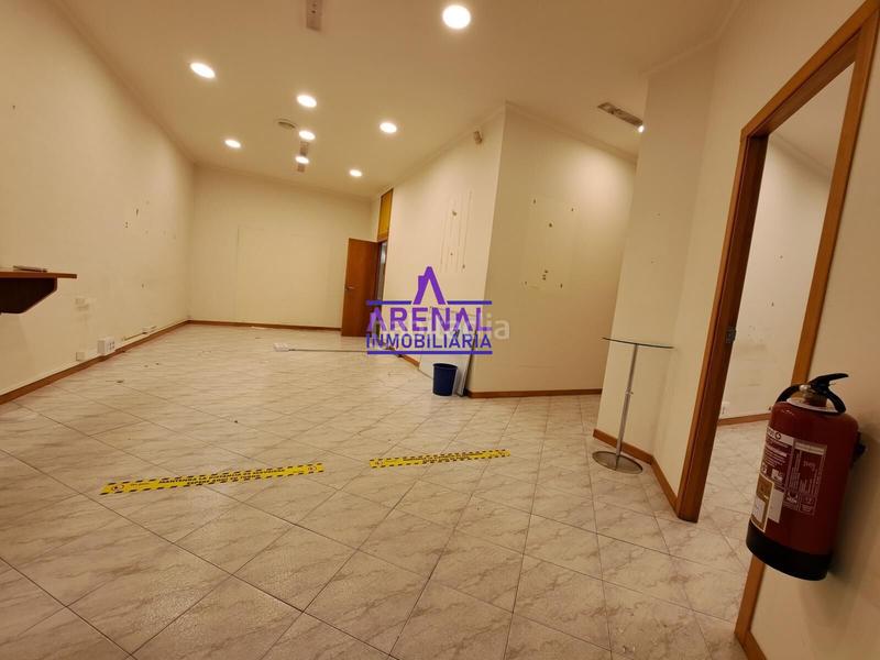 Foto 0a5c30a5-2be3-4dd1-a4fa-522f7badbdbd. Miete büro in Pobra do Caramiñal (A)