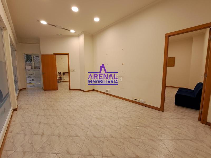 Foto 95c2e5f7-cbe3-4a53-bc9f-d5f556c15236. Miete büro in Pobra do Caramiñal (A)