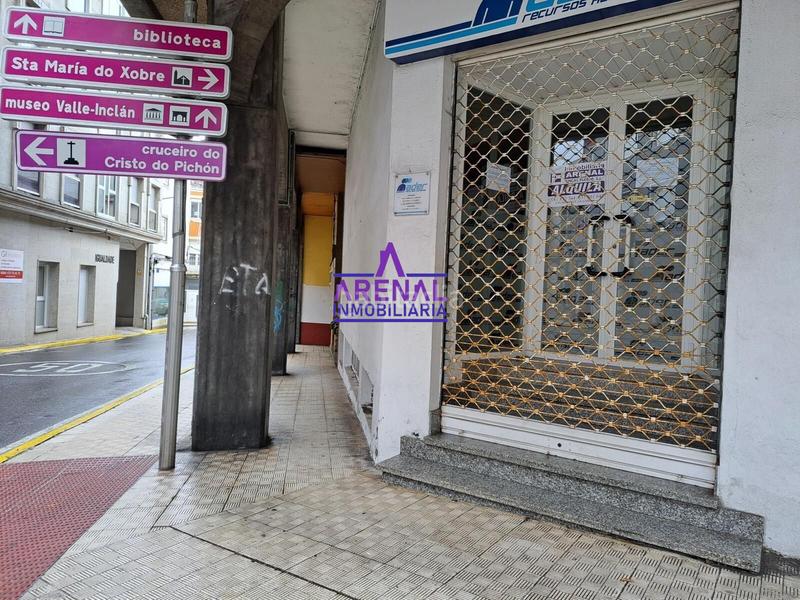 Foto b3e88b20-7c6d-4888-adbf-ad7bd397593b. Miete büro in Pobra do Caramiñal (A)