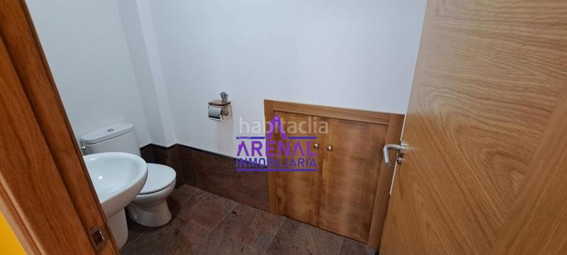 Foto 7ac688f9-a962-4b62-8a9b-f0e829950f9b. Location local commercial dans Pobra do Caramiñal (A)