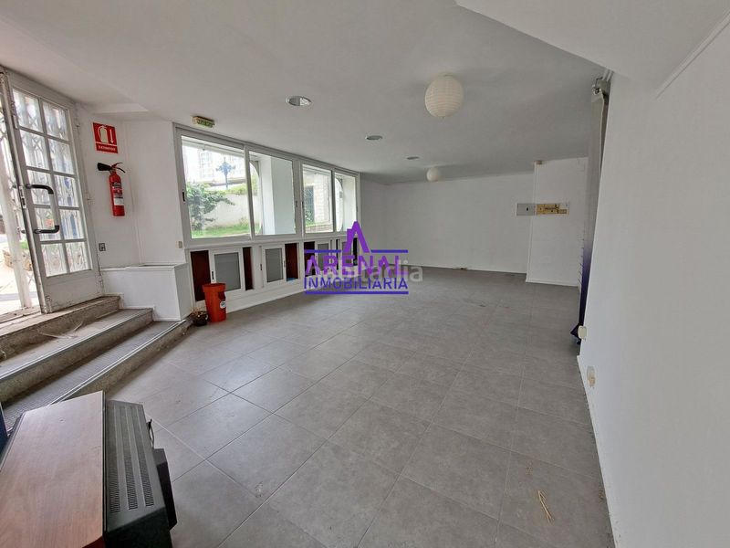 Foto ee0592d6-8f83-43a6-9c9b-513cb24caf83. Local comercial a Pobra do Caramiñal (A)