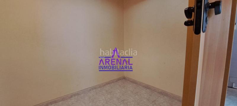 Foto cb0ec08e-aebb-439c-b3e1-70babe8b870d. Location local commercial dans Pobra do Caramiñal (A)