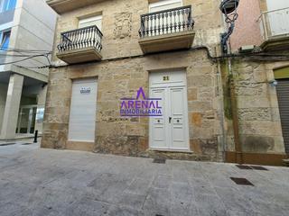 Lloguer Oficina a Pobra do Caramiñal (A). Local en calle peatonal, acondicionado