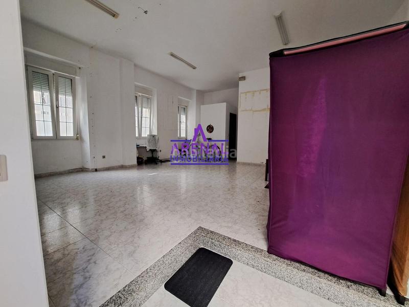 Foto a9c1d9e3-345d-481f-a671-a3531c31d408. Miete büro in Pobra do Caramiñal (A)