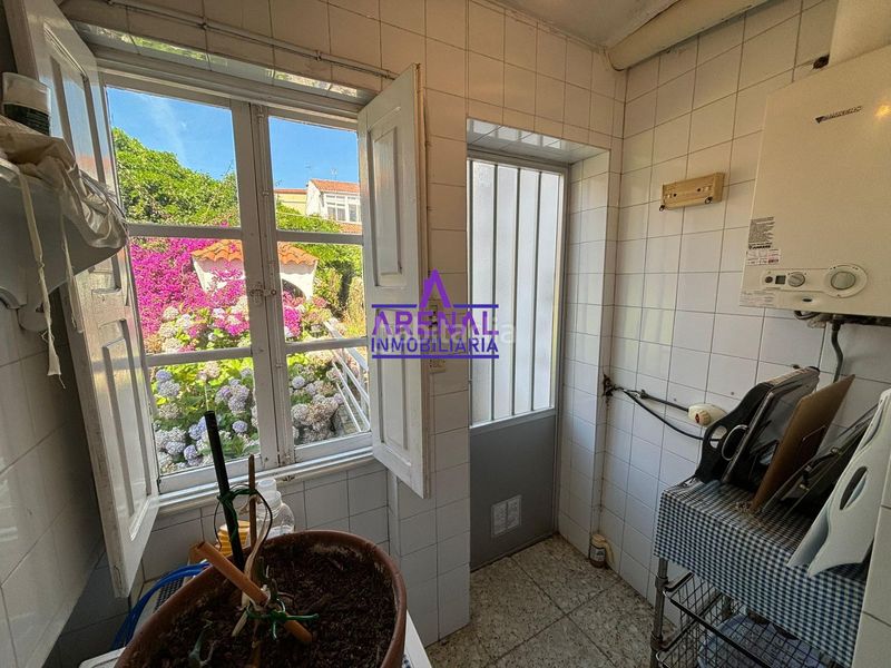 Foto 51e89760-1e95-4d7a-a6fd-2b72dd5ed64a. Casa amb calefacció aparcament a Pobra do Caramiñal (A)