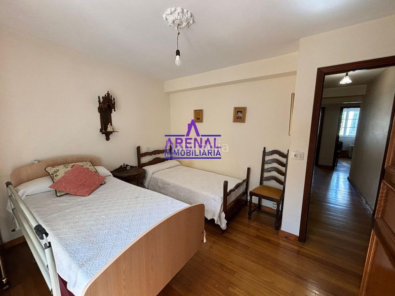 Foto d5377e10-2b66-48d6-a5ff-0401da06b56d. Casa amb calefacció aparcament a Pobra do Caramiñal (A)
