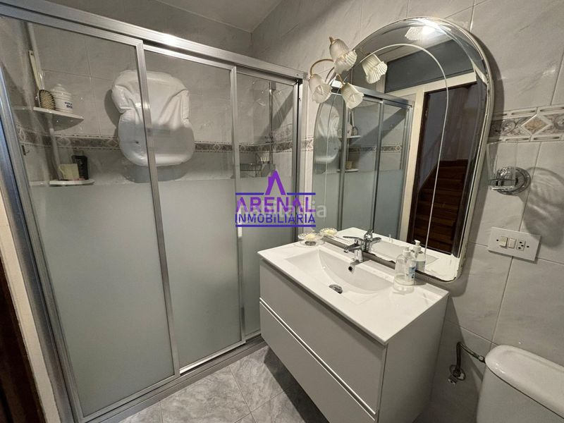Foto e3747aa0-f0f7-4064-b23b-13548a75c3ac. Casa amb calefacció aparcament a Pobra do Caramiñal (A)