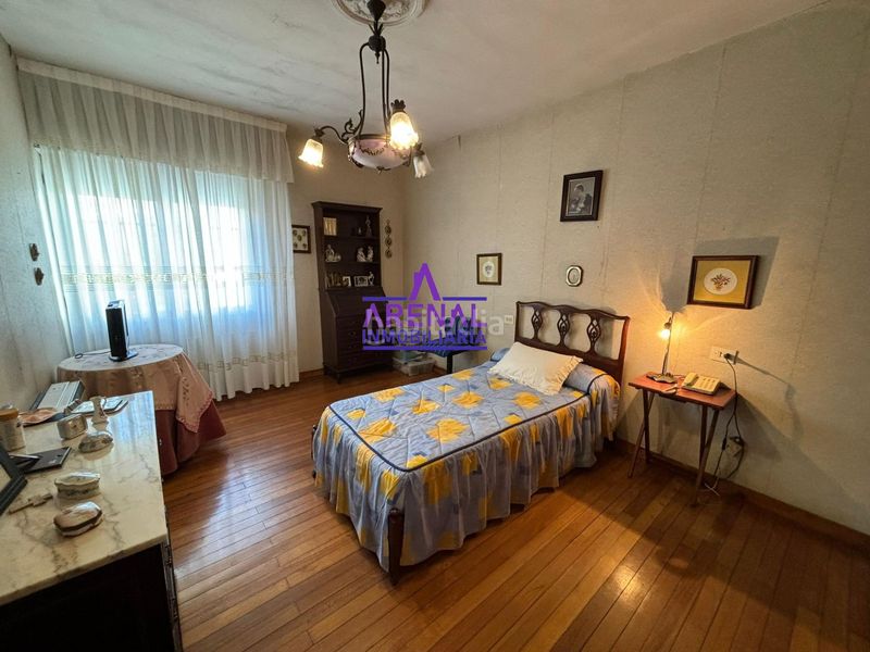 Foto f8da53d7-ae36-41dd-bd36-d9c036d9a9e3. Casa amb calefacció aparcament a Pobra do Caramiñal (A)