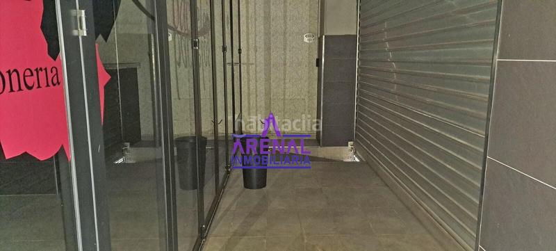 Foto f55ecce9-643b-4436-bcdb-a278e44fea0b. Affitto locale commerciale in Pobra do Caramiñal (A)