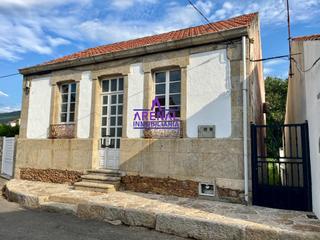 Maison à Pobra do Caramiñal (A). Casa tradicional con jardín