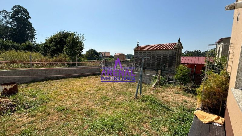 Foto af2e5776-75ac-43e9-8e4e-bb2bb5cc9bb2. Casa amb aparcament a Pobra do Caramiñal (A)