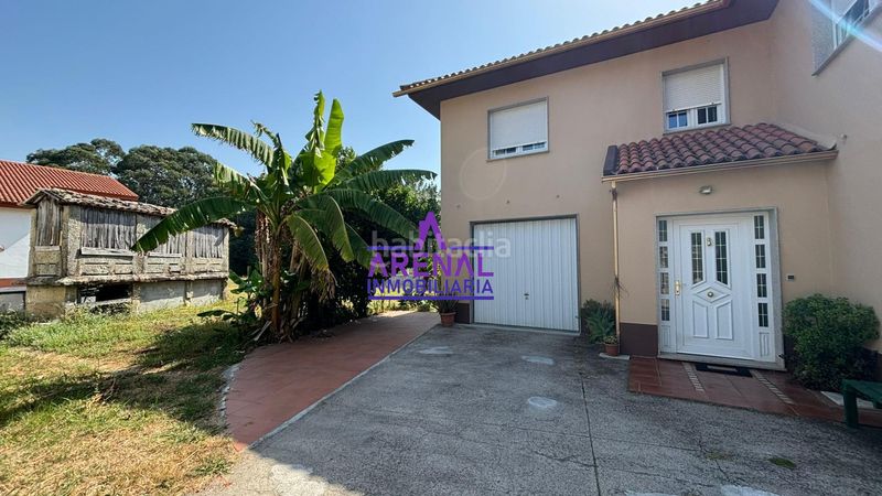 Foto c338a6ce-ed4d-403c-9ac0-d8d35a39f683. Casa amb aparcament a Pobra do Caramiñal (A)