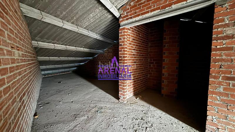 Foto a09647a0-e300-459f-aa16-2bbb52c11f3e. Attique dans Boiro