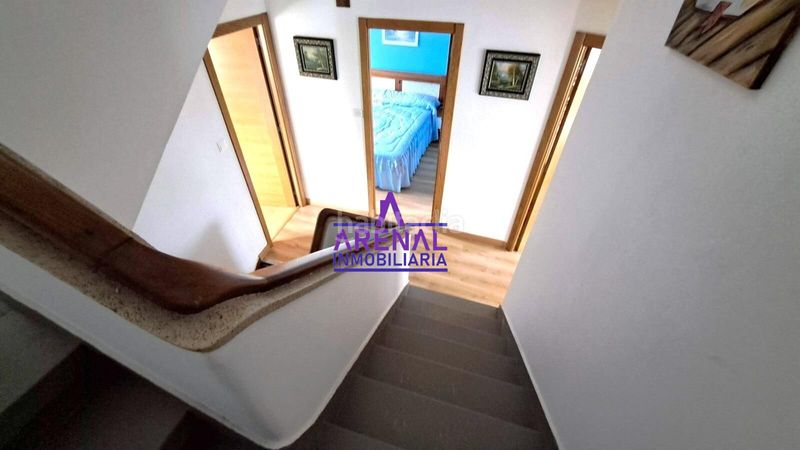 Foto f9ab0c2c-33e6-4a7a-a738-6a330aefeba6. Casa amb calefacció a Pobra do Caramiñal (A)