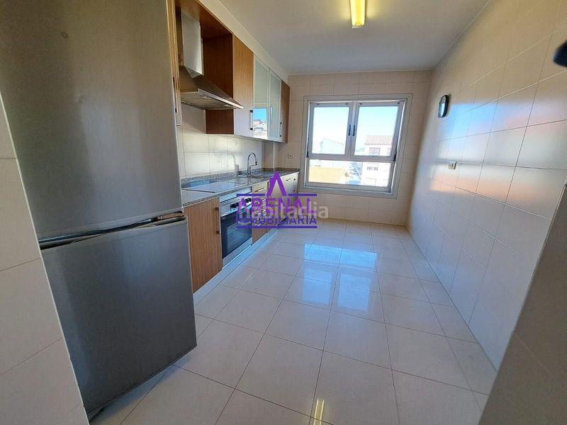 Foto 7a24f46b-541a-4049-aed4-ebc705c8364d. Apartament amb calefacció aparcament a Pobra do Caramiñal (A)