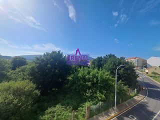 Appartement  Calle alexandre boveda. Amplio apartamento céntrico con garaje