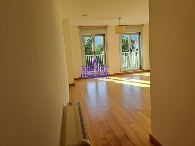 Foto e00f6e25-681a-4a39-893f-96684abe6790. Apartament amb calefacció aparcament a Pobra do Caramiñal (A)