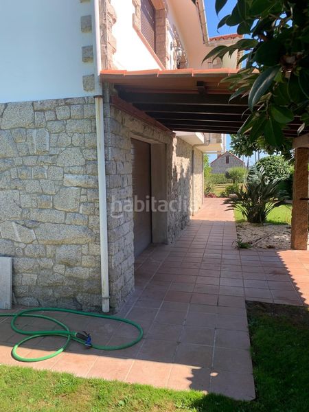 Foto c2bba196-8f10-4940-b995-659e73abefaf. Haus mit heizung parking in Pobra do Caramiñal (A)